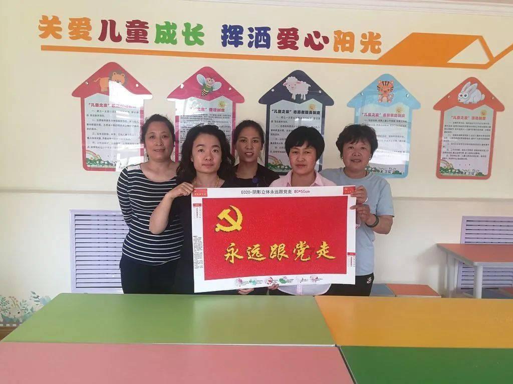 利物浦VS伯恩茅斯首发曝光：后防新秀坐镇，大英帝星挑大梁，王牌三叉戟冲锋